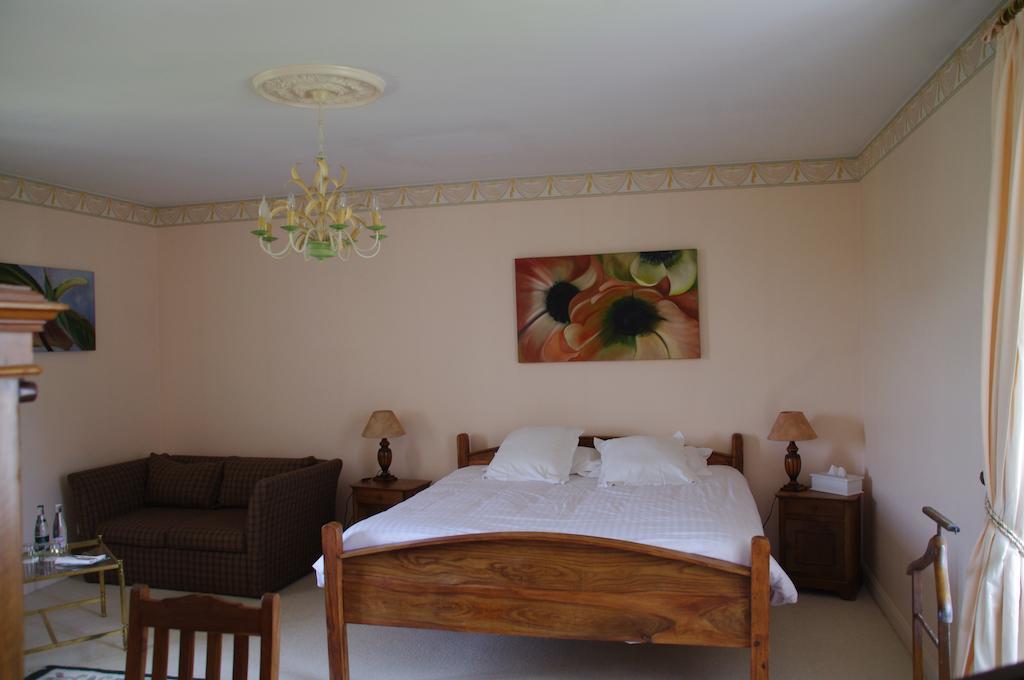 Logis Hotels Domaine Du Chatelard Dirac Экстерьер фото